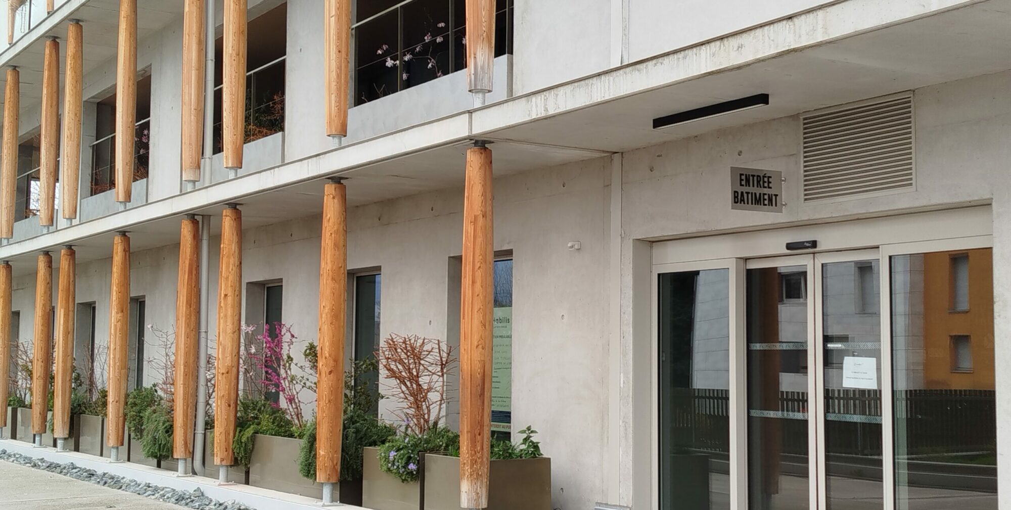 Entrée bâtiment - Echirolles